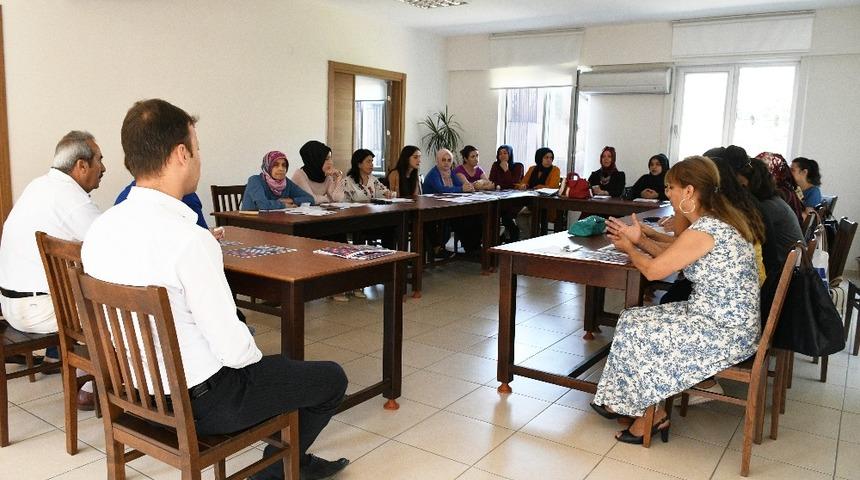 Karab&uuml;k&rsquo;te sosyal yaşam merkezleri değerlendirme toplantısı