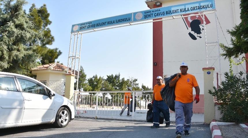 Aliağa Belediyesi eğitim kurumlarına desteğini s&uuml;rd&uuml;r&uuml;yor