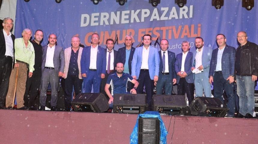 Dernekpazarı&rsquo;nda 1. &Ccedil;umur Festivali