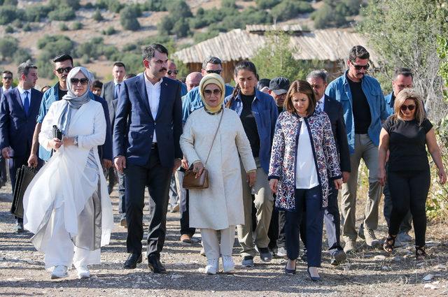 Emine Erdoğan'dan Salda Gölü'nde inceleme (2)