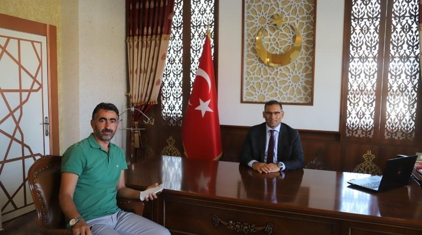 Gürpınar Kaymakamı Sayar göreve başladı