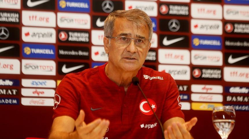 Şenol Güneş'ten yabancı sınırı açıklaması