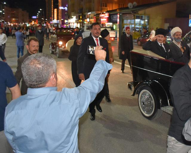 Atatürk'ün Sivas'a gelişi 'temsili' olarak canlandırıldı