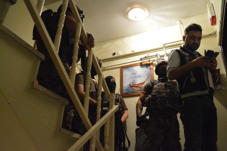 İstanbul'da helikopter destekli şafak operasyonu! Çok sayıda gözaltı var! G2