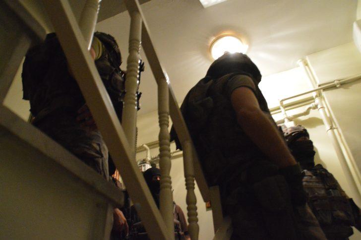 İstanbul'da helikopter destekli şafak operasyonu! Çok sayıda gözaltı var! G3