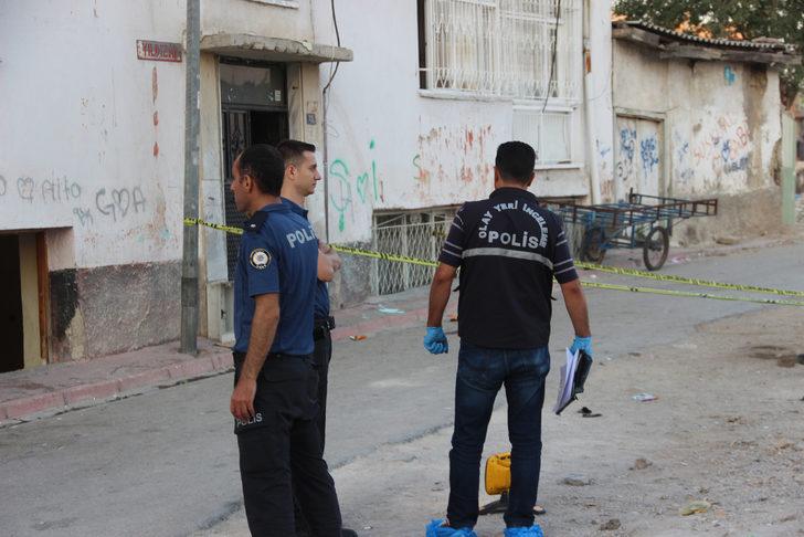 Korkunç olay! Eve molotofkokteyli attı, eşi dışarı çıkınca pompalı tüfekle öldürdü  G5