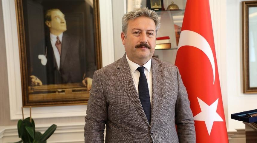 Başkan Palancıoğlu: &ldquo;Hayvan sevgisi mevsimlik olmamalı&rdquo;