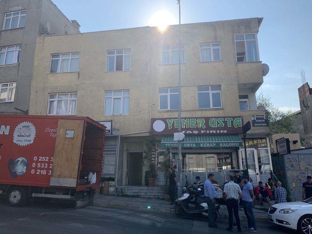 Ataşehir'de yıkılma riski bulunan bina mühürlendi
