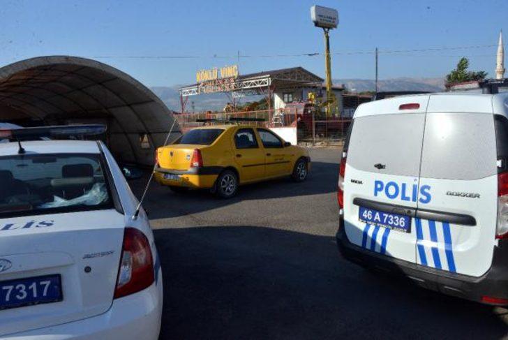 Dolandırıcının çorabından çıkanlar şoke etti! G4