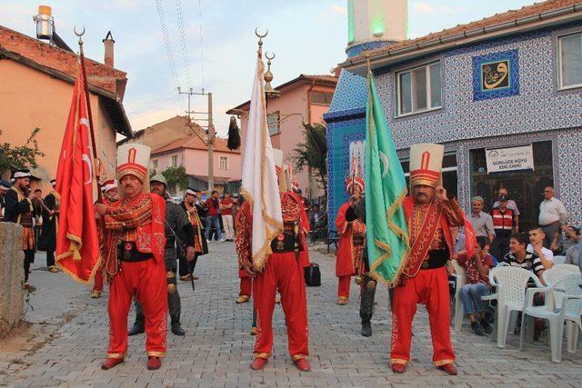 Kütahya Evliya Çelebi Mehteran Takımı’ndan Günlüce’de halk konseri