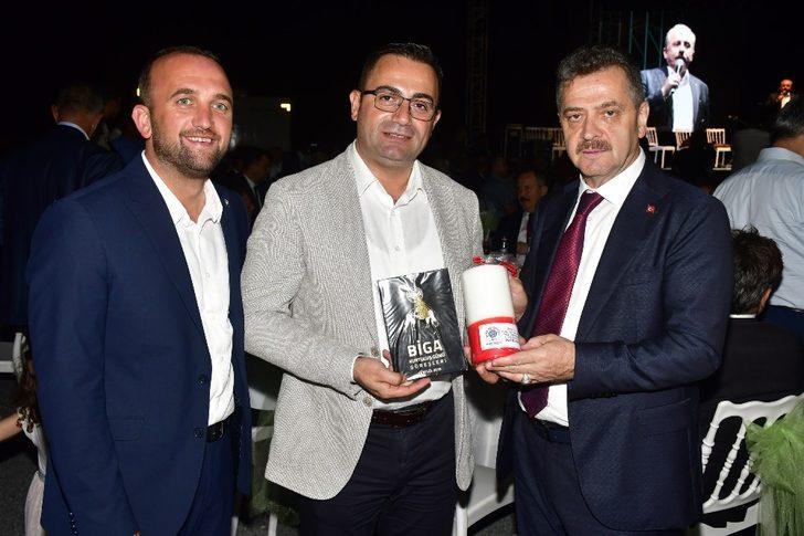 Meclis başkanı ve bakanlar Biga güreşlerine davet edildi G2