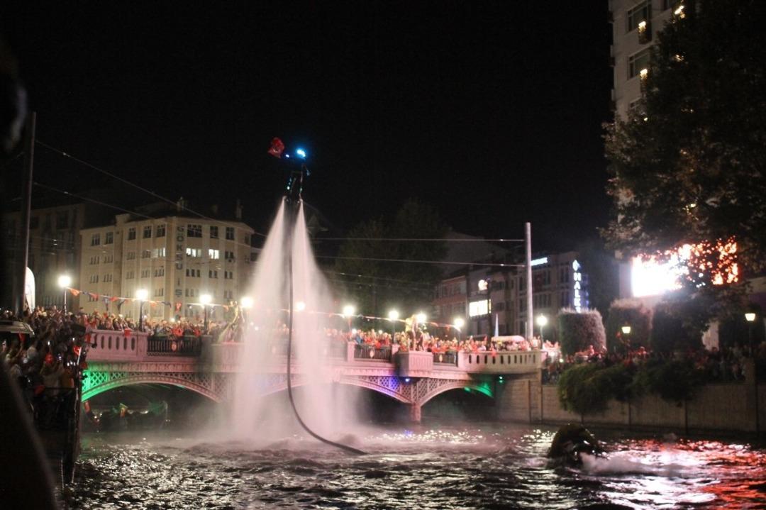 Eskişehir&rsquo;in kurtuluşu Fener Alayı ge&ccedil;idi ile kutlandı