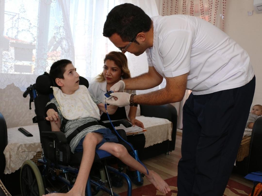 B&uuml;y&uuml;kşehir Belediyesi hastalara evde bakım desteği veriyor