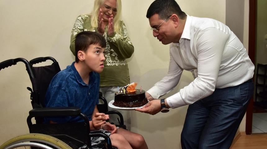 Mira&ccedil;&rsquo;a Antalyaspor formalı doğum g&uuml;n&uuml; s&uuml;rprizi