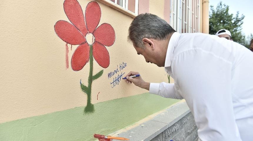 Köse’den öğrencilere sürpriz