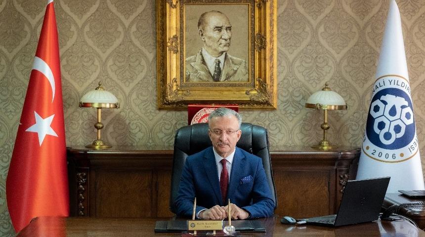 Rektör Prof. Dr. Akın Levent’ten, yeni öğrencilere mesaj