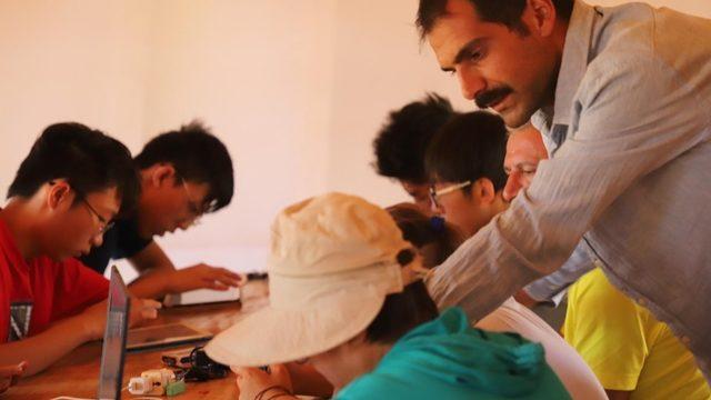 The Cartoon Mill’de, Japon sanatçıların anısına anıt