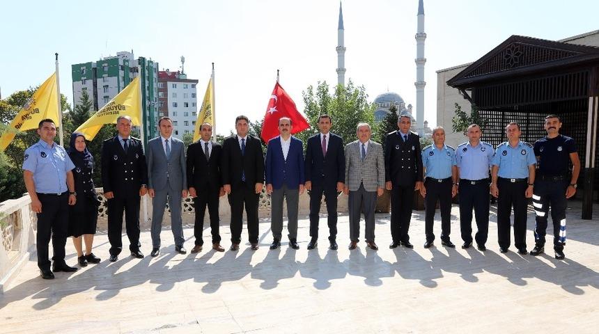 Başkan Altay: &ldquo;Konya&rsquo;nın g&uuml;venilir şehir olmasında zabıtanın &ouml;nemli yeri var&rdquo;