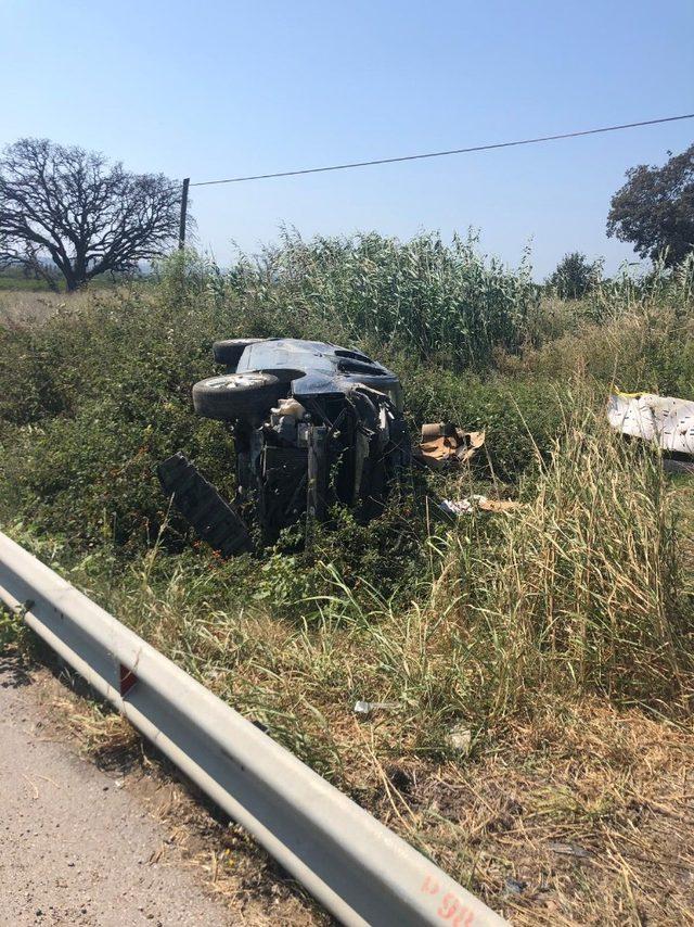 Çanakkale’de trafik kazası: 1 ağır 3 yaralı