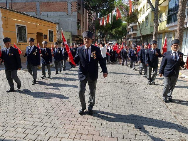 Buharkent&rsquo;te 97. kurtuluş yıld&ouml;n&uuml;m&uuml; coşkusu 4