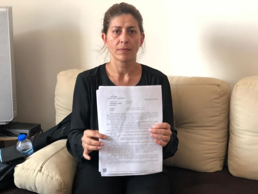 (&Ouml;zel) Eşini 15 yerinden bı&ccedil;akladı ilk duruşmada tahliye oldu