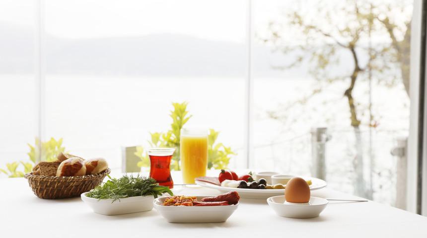 Kahvaltı yapan öğrenciler derslere daha çok katılıyor