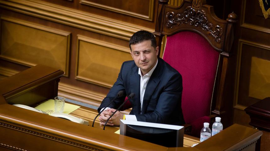 O ülkede milletvekili dokunulmazlığı kaldırıldı