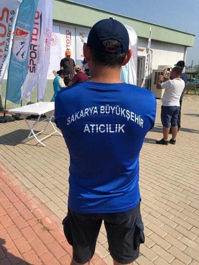 Sakarya Büyükşehirli sporcu, atıcılıkta Türkiye ikincisi oldu