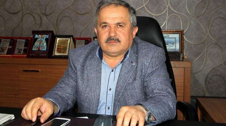 Hasat sezonunu değerlendiren &Ccedil;orum Ziraat Odası Başkanı Mehmet Sayan;