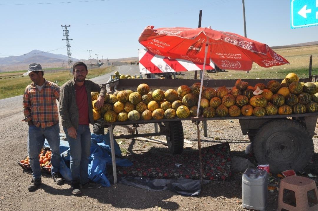 Balotu kavunu piyasaya &ccedil;ıktı