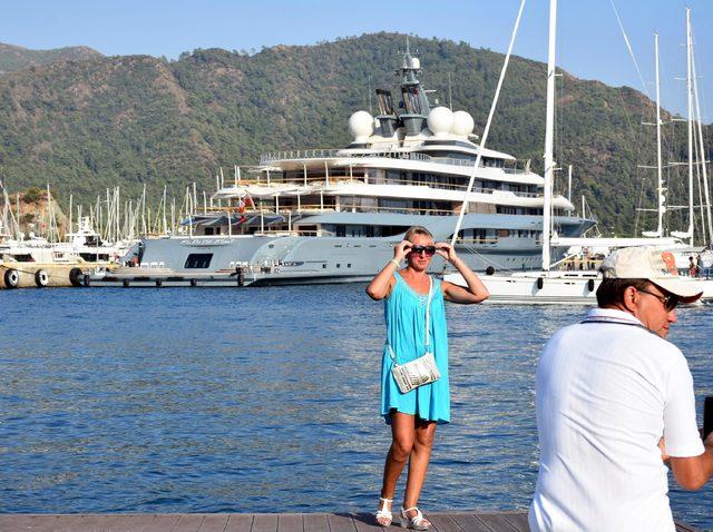 Mega yat Flying Fox Marmaris e demirledi 4