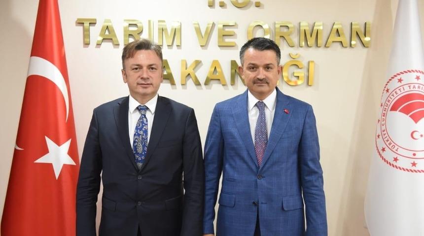 Rekt&ouml;r Şenocak&rsquo;tan Bakanlar Pakdemirli ve G&uuml;l&rsquo;e ziyaret