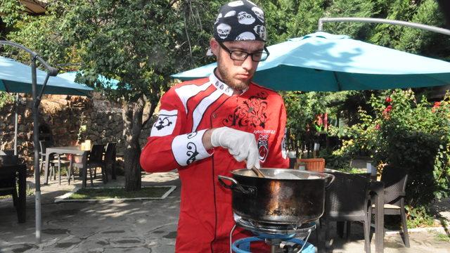 Trabzon kuymağına rakip ‘kakışlı kuymak'