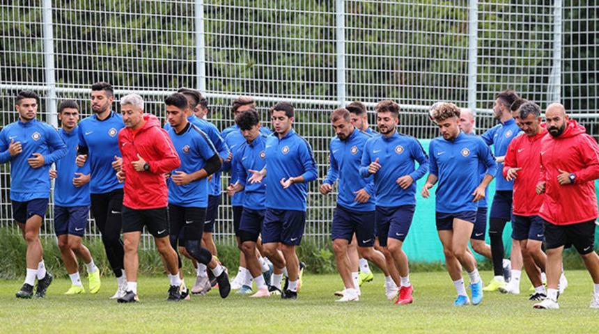 Osmanlıspor Bolu'da kampa girdi