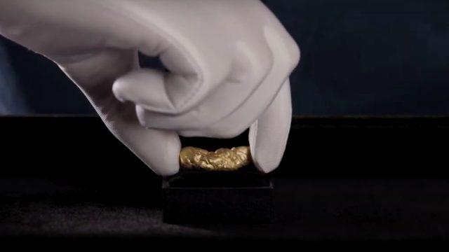 En ilginç ödül: Altın kaka! 