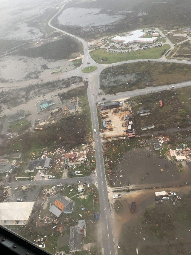 Florida’ya ilerleyen Dorian Kasırgasının şiddeti kategori 2’ye düştü