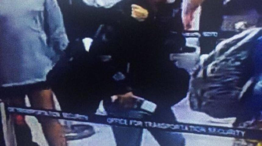 Kadın yolcunun el bagajından bebek &ccedil;ıktı