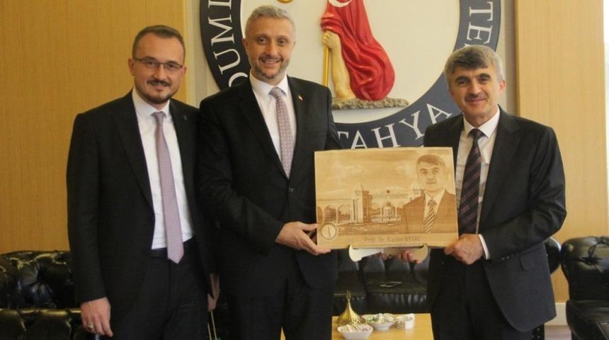 Simav Belediye Başkanı Bi&ccedil;er&rsquo;den Rekt&ouml;r Uysal&rsquo;a ziyaret