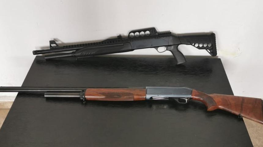 Ş&uuml;pheli otomobilden av t&uuml;fekleri ele ge&ccedil;irildi