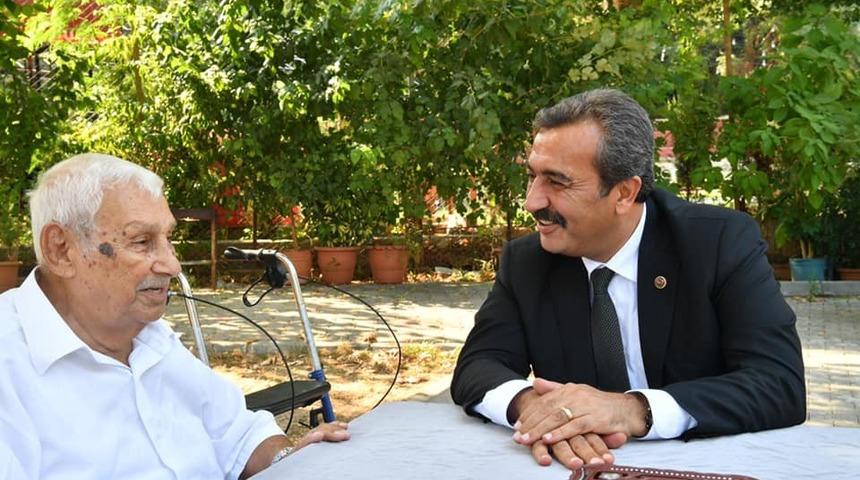 Gencer: "Atat&uuml;rk sağlığından &ccedil;ok Hatay&rsquo;ı d&uuml;ş&uuml;n&uuml;yordu"