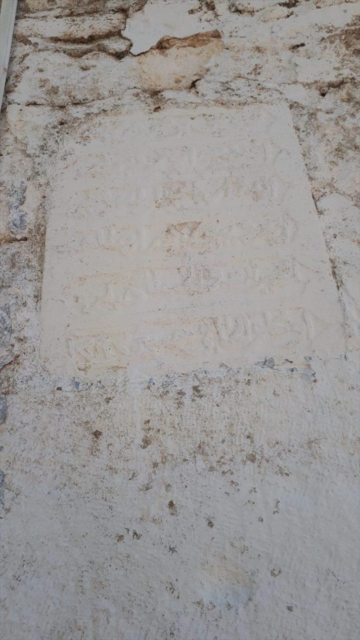 Antik kentten götürüp duvar yapmışlar! G2