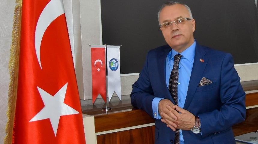 Salihli, aziz şehitlerin hatırasıyla geleceğe hazırlanıyor