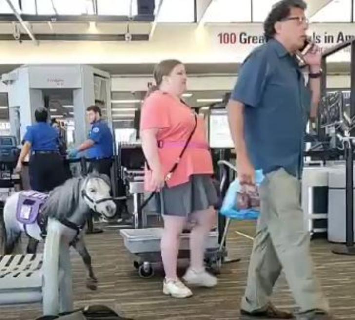 Bu gözler bunu da gördü! Uçağa atla bindi G4