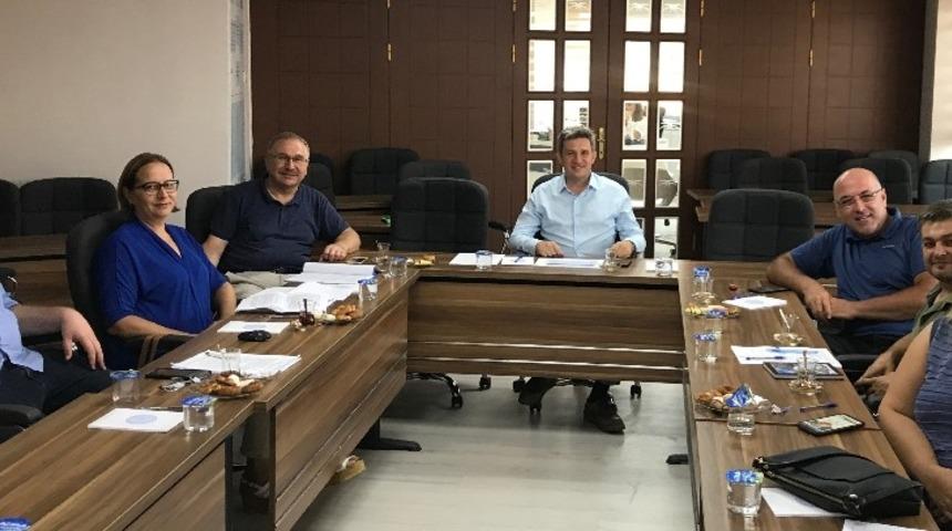 &Ouml;demişli m&uuml;teahhitler, kayıt altına alınacak