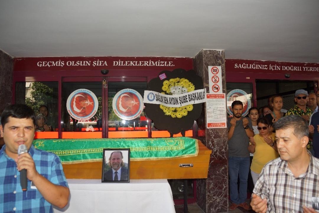 Eski Başhekim &Ccedil;alaşyer son yolculuğuna uğurlandı