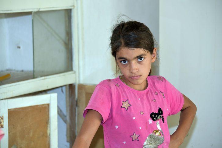 Yürek yakan olay... Üvey oğlu tarafından 4 çocuğuyla sokağa atıldı G4