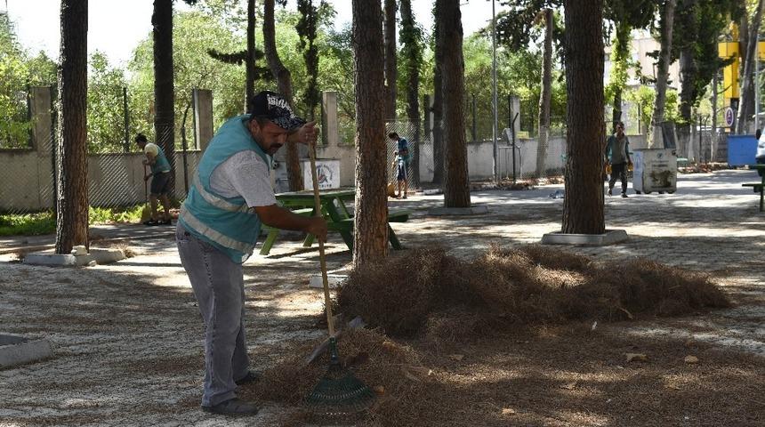 Denetimli serbestlik y&uuml;k&uuml;ml&uuml;lerinden okul temizliği