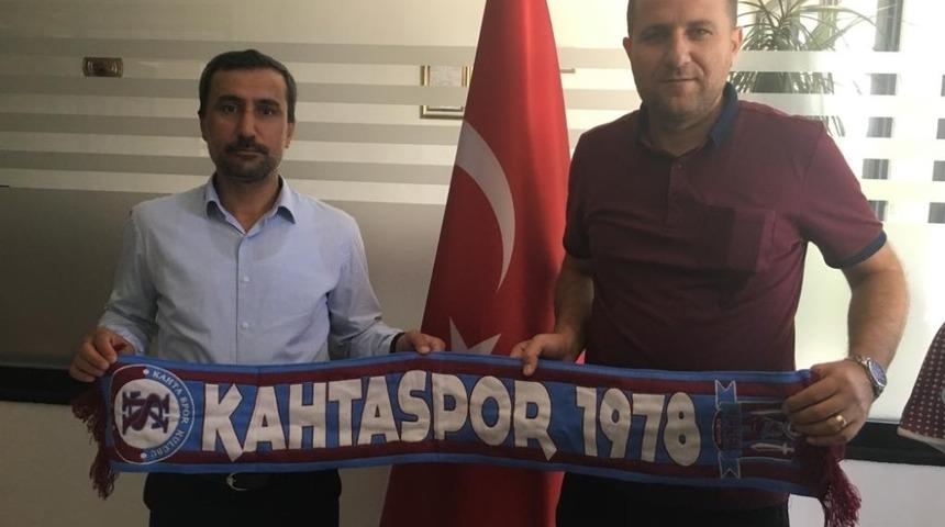 Başkan İşeri&rsquo;den Kahta 02 Spor&rsquo;a destek