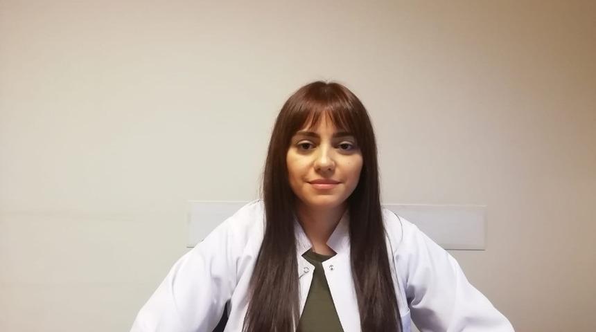 Psikolog Sevim Buzkan Ertuğrul:&rdquo;&Ccedil;ocuklar ailelerinin konuşması ile okula daha &ccedil;abuk adapte olabilir&rdquo;