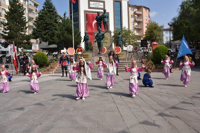 Bozüyük’te kurtuluşun 97. yıl dönümü coşkuyla kutlanıyor